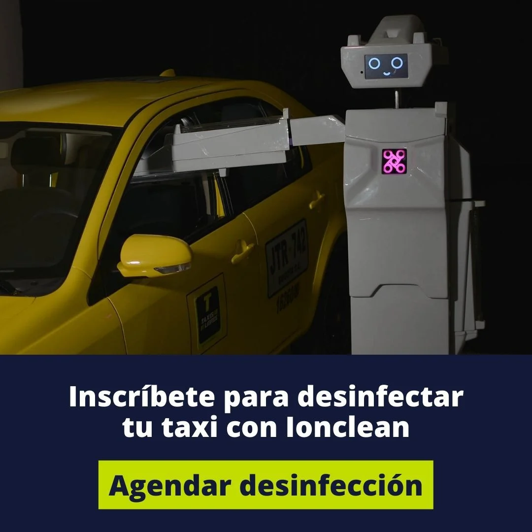 IonClean equipo para esterización, junto a taxi