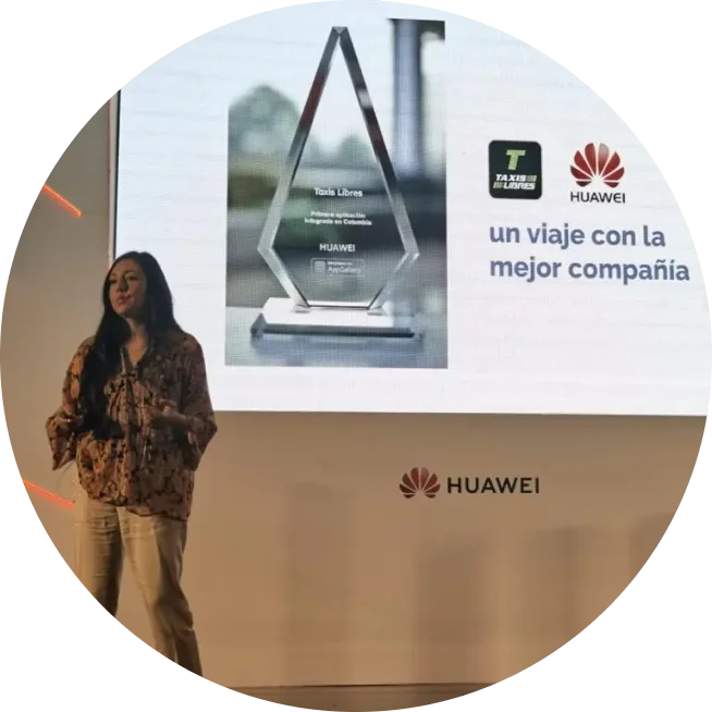 Maritza Hernandez, directore de tecnología de Taxis Libres, en convención Huawei Developer Day