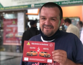 Conductor de Taxis Libres con boleto dorado de Fundetrans