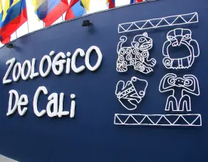 Entrada del Zoológico de Cali