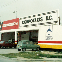 Corpotaxis D.C. empresa dedicada a la comercialización y distribución de vehículos tipo taxi